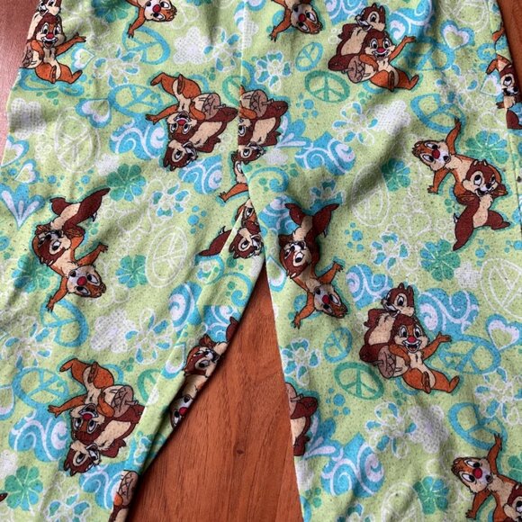 Disney Chipmunk Chip N Dale Green PJ Pants - XS 4/5, Peace Signs, Hearts, Comfy - Picture 2 of 7